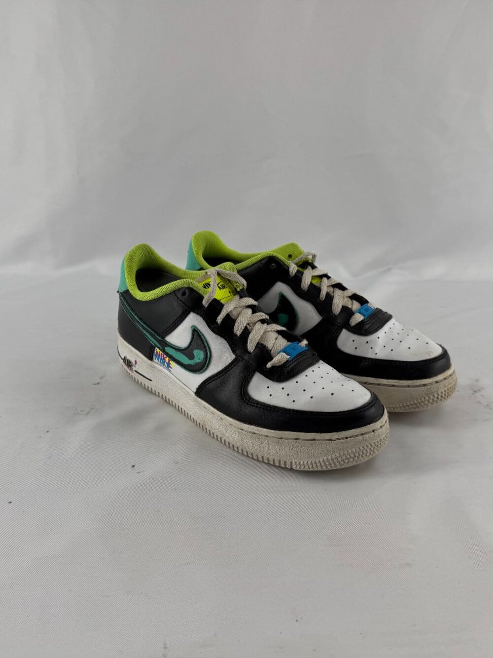 Nike Air Force 1 Low Multi-Color Youth Sneakers Shoes Size 6Y / Women 7.5
